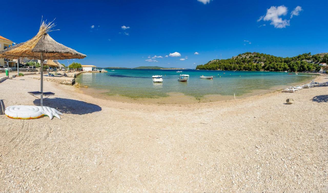 Apartment Malibu Zaboric Buitenkant foto