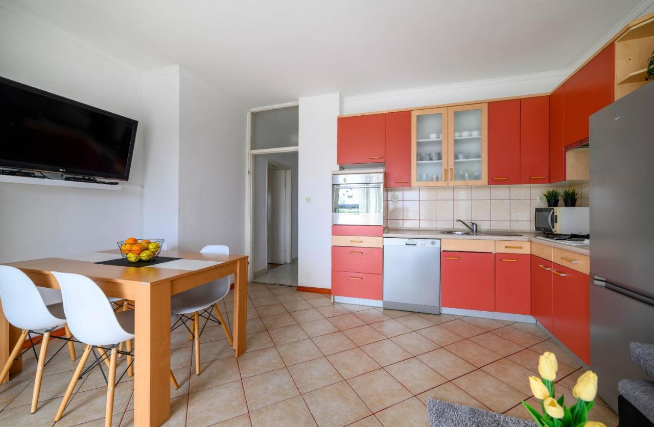 Apartment Malibu Zaboric Buitenkant foto